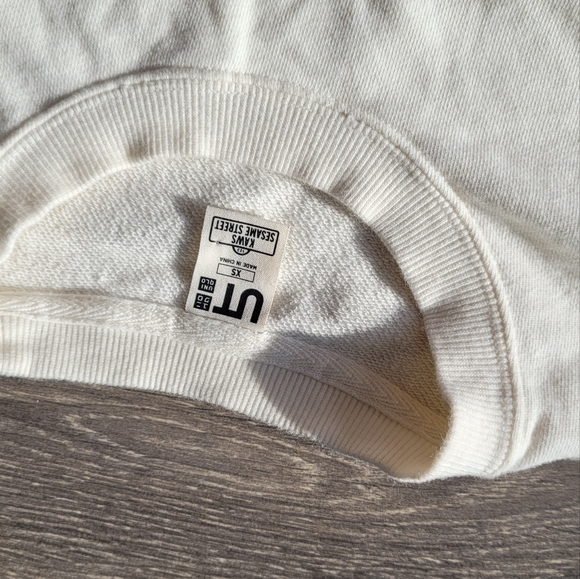 💛SOLD💛Kaws × sesame street - Picture 2 of 3